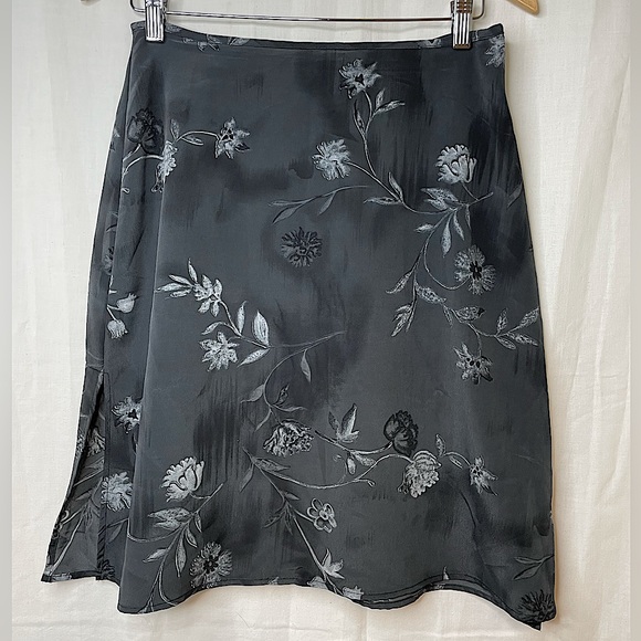 Vintage Dresses & Skirts - VINTAGE Sense Floral Skirt Size L